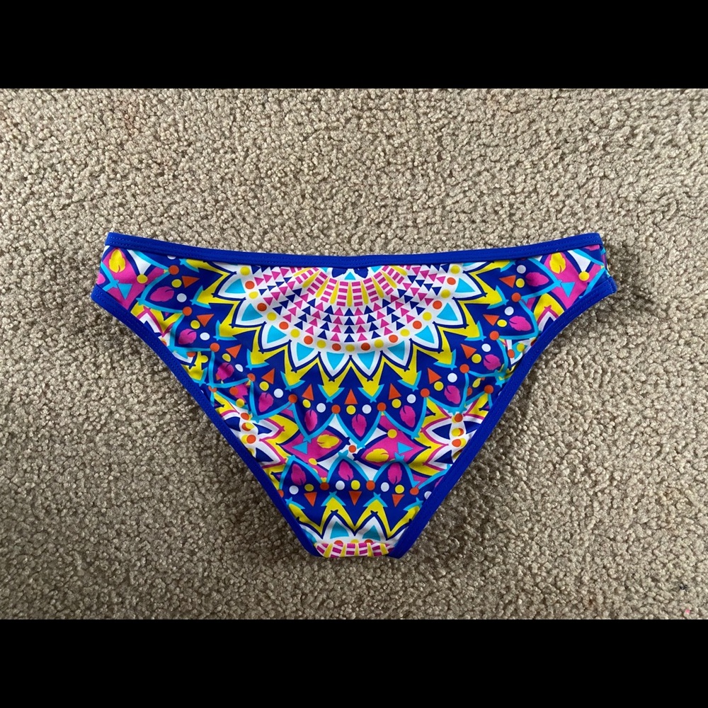 Printed Bikini Set - Picture 2 of 4